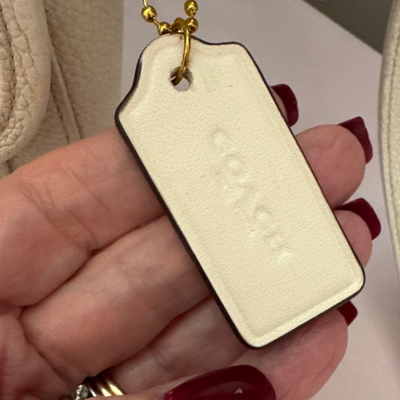 Coach Limited Edition Rambler’s Legacy Bag Elegant Cream Pebbled Leather - Picture 2 of 11